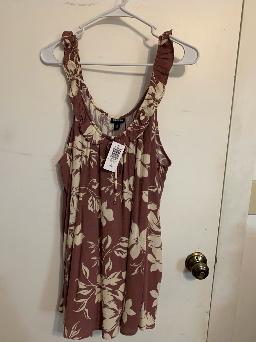 torrid mauve floral ruffle-shoulder camisole